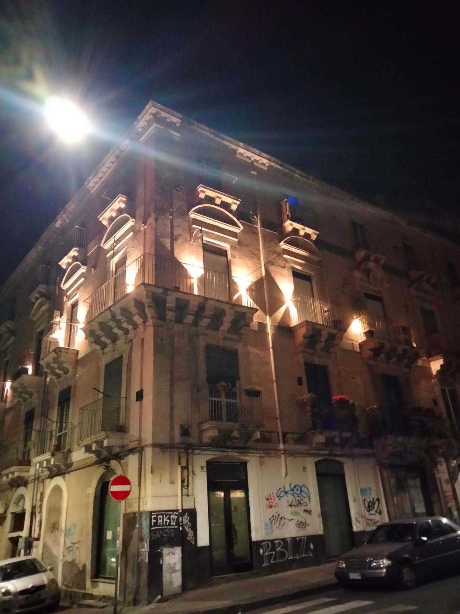 Timeo In Baroque Building