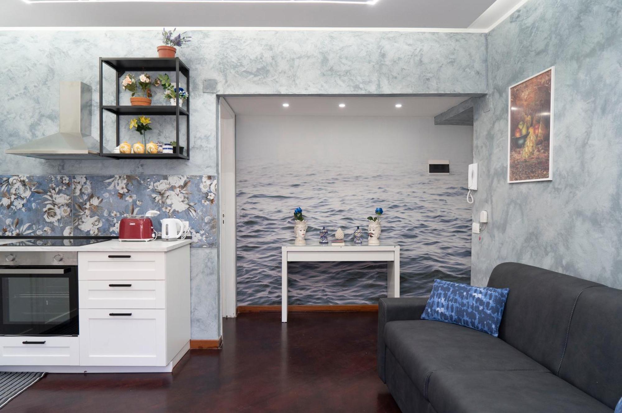 Timeo In Baroque Building Apartment *