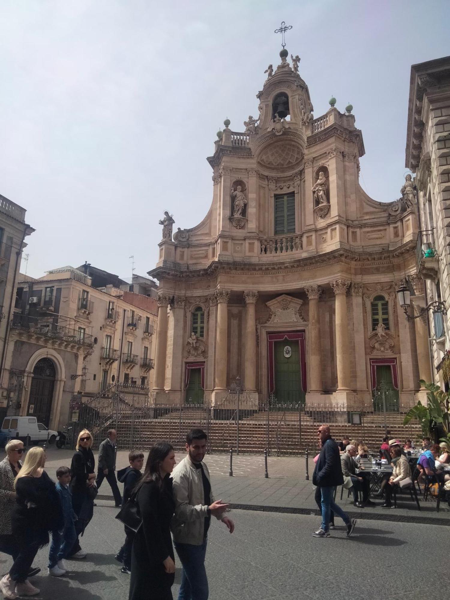 Timeo In Baroque Building